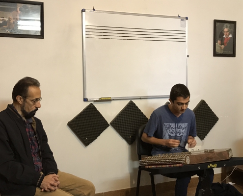 اجرای هنرجویی سنتورنوازان موسیقی چاووش شیراز